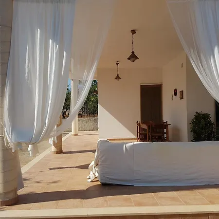 Il Trullo Di Lina Landsted